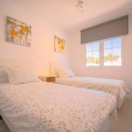 Atlantic View 1B 2 Bedrooms Ground Floor, Complex Featured On A Place In The Sun Puerto del Carmen  Eksteriør bilde